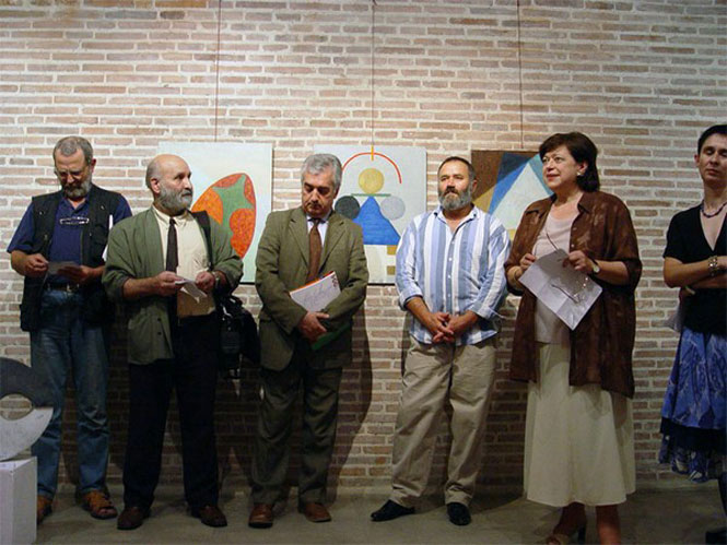 The sculptor Vlad Ciobanu, the writer and editor Vasilij Malanetskij, Dumitru Verdianu, the director of the Museum Carmen Florian and the art critic Luiza Barcan